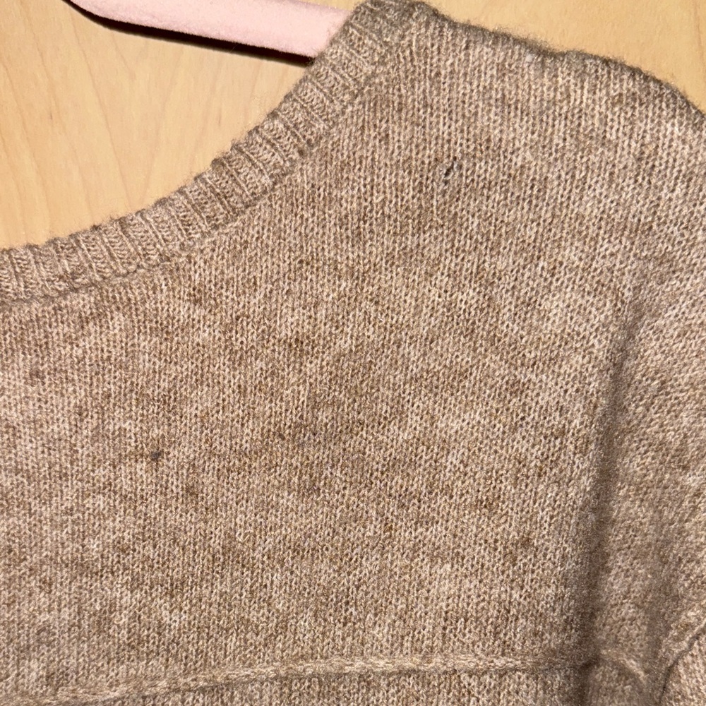 American Eagle Outfitters Brown V-Neck Sweater with White Bow - Picture 6 of 9